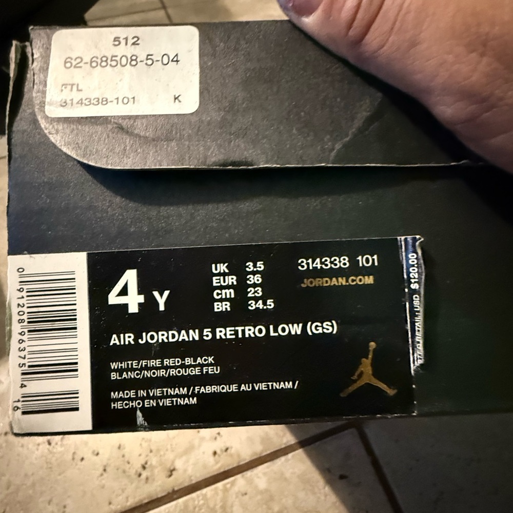 Jordan Air 5 Retro Low - White, Red, Black - Picture 5 of 5